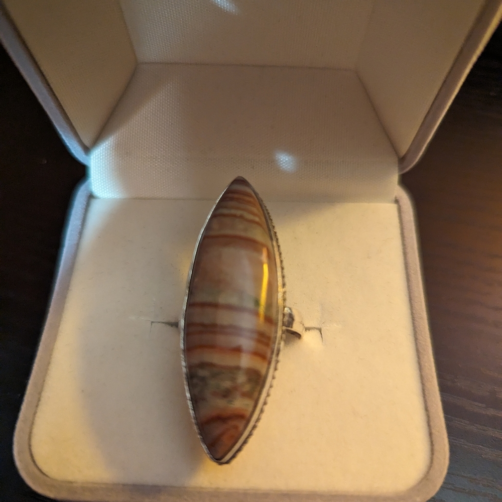 Wave Dolomite Ring - Picture 2 of 2